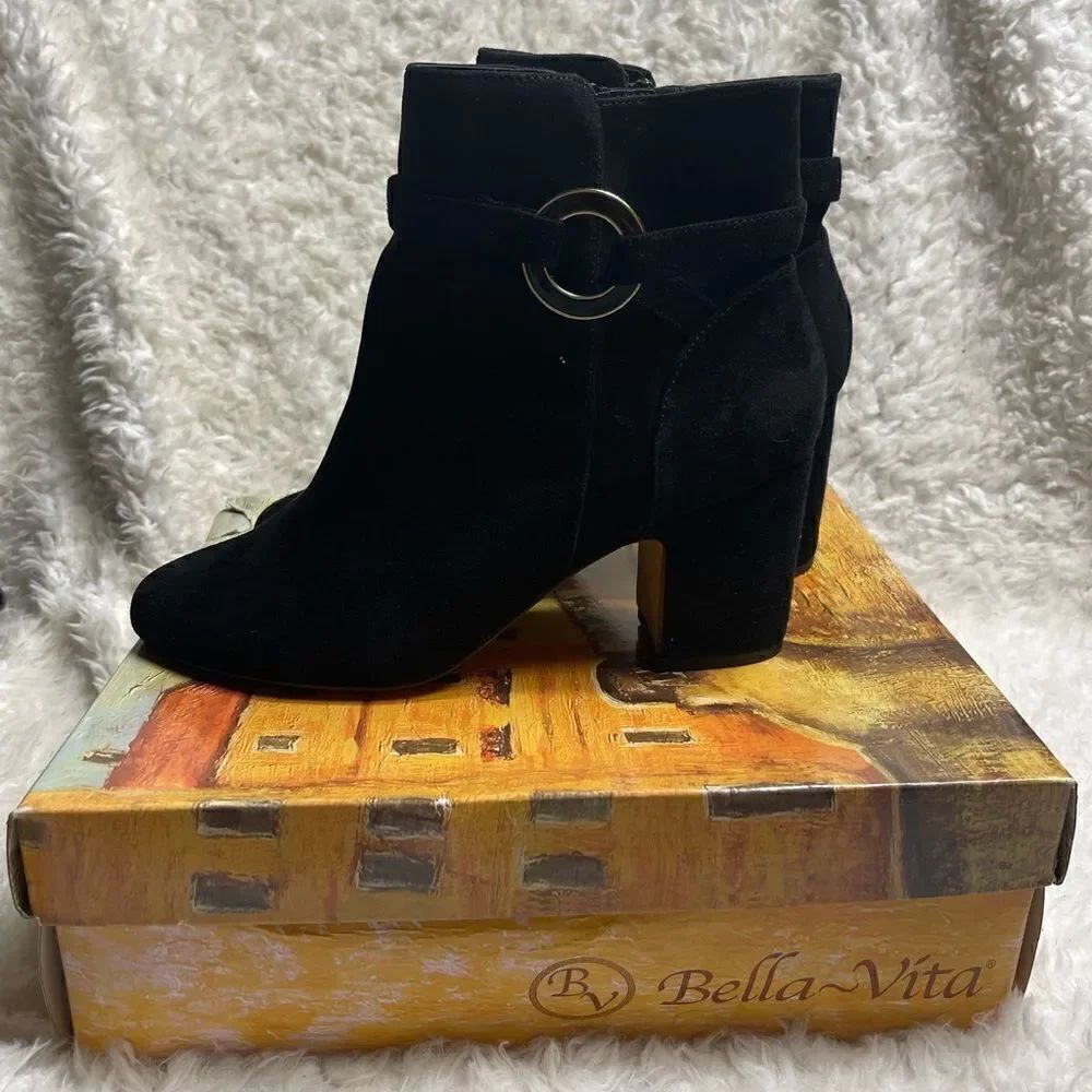 NIB Bella Vita Marla Leather suede Black ankle boots Block heels SIZE 10W